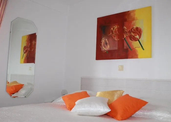 Appartement In Sabunike Mit Terrasse, Klimaanlage, W-lan *