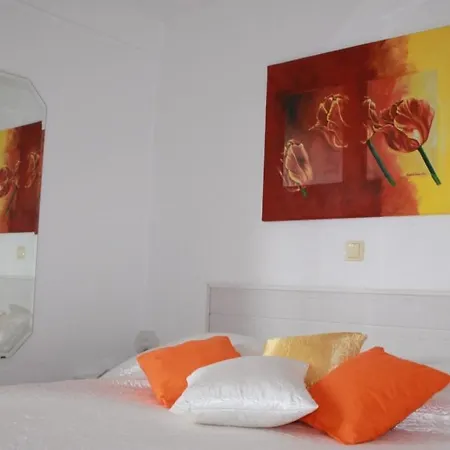 Appartamento In Sabunike Mit Terrasse, Klimaanlage, W-lan *