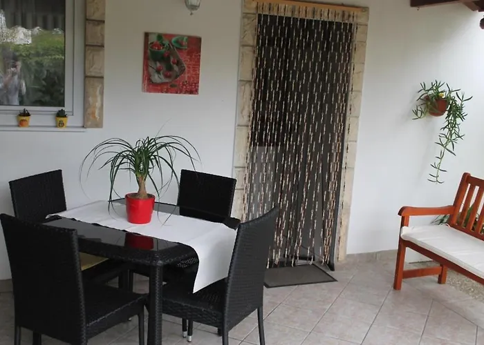 Апартаменты In Sabunike Mit Terrasse, Klimaanlage, W-lan
